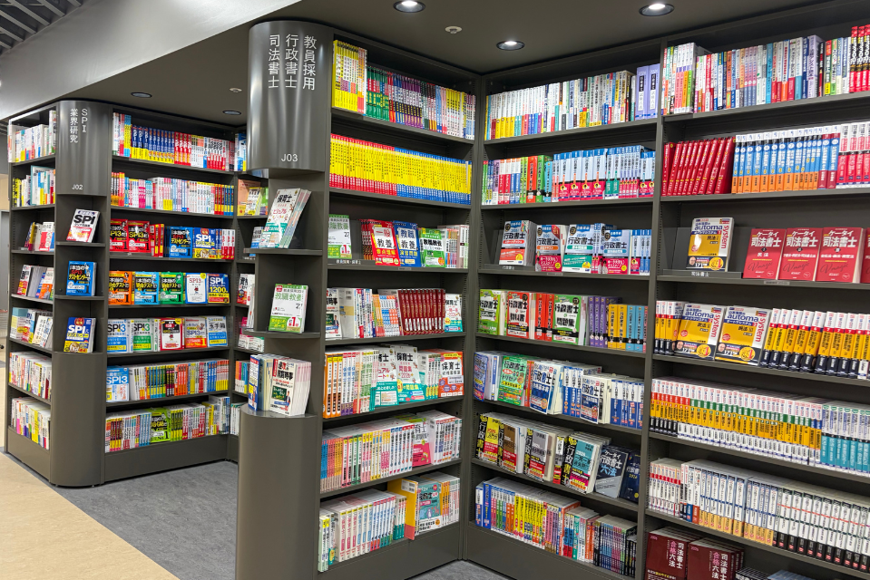 学習意欲が爆上がり!?新生「三省堂書店 神田神保町本店」を徹底レポート